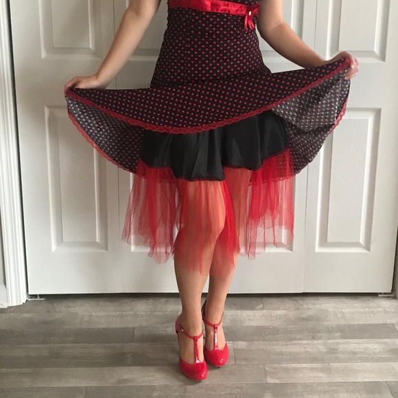 Dress - Picture 3 of 3